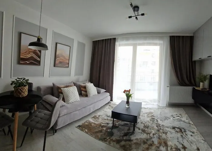 Elite 7 Jezyce- Baranczaka 7 Poznan