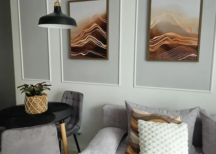 Elite 7 Jezyce- Baranczaka 7 * Poznan